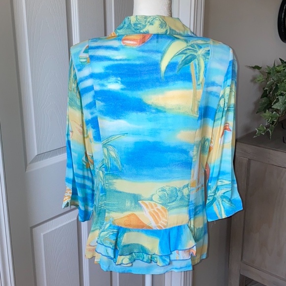 SeaSuns Watercolor Beach Print Blouse - Picture 3 of 9